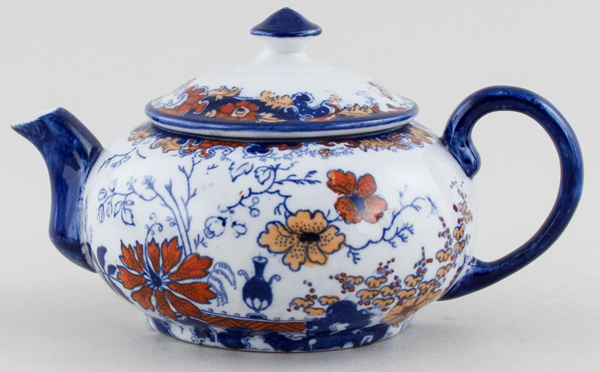 Teapot small c1900